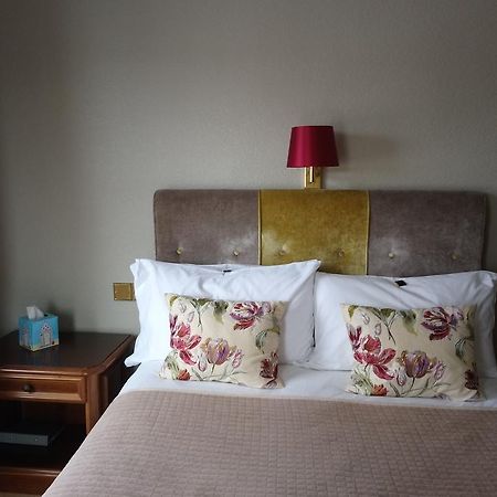 17 Wilmington Square Bed and Breakfast Eastbourne Exteriör bild