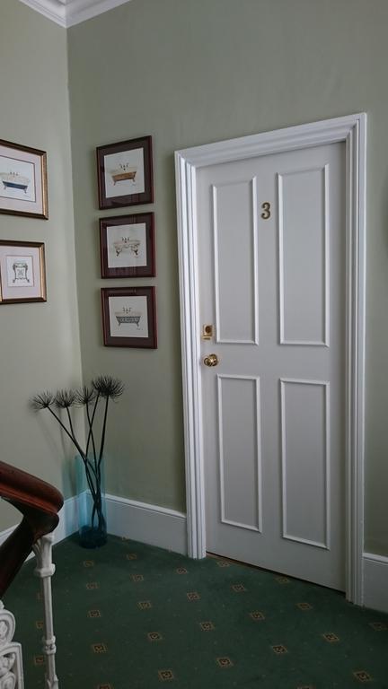 17 Wilmington Square Bed and Breakfast Eastbourne Exteriör bild