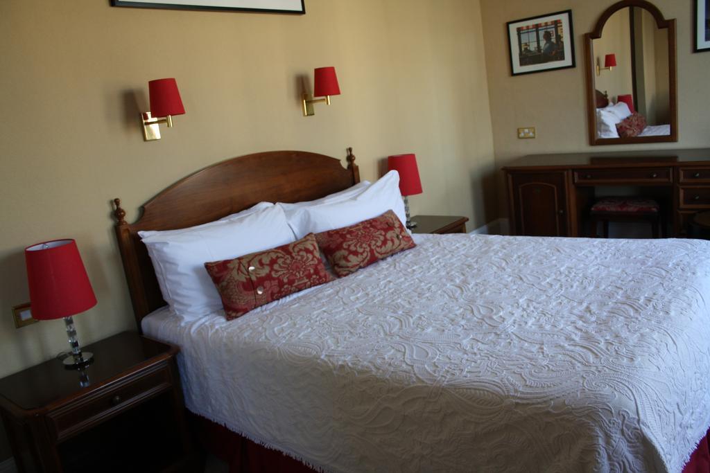 17 Wilmington Square Bed and Breakfast Eastbourne Exteriör bild