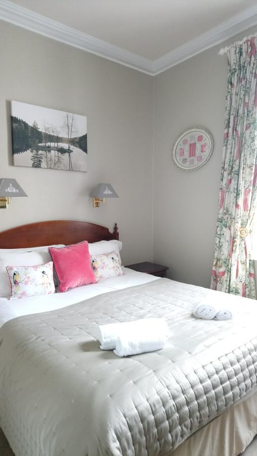 17 Wilmington Square Bed and Breakfast Eastbourne Exteriör bild